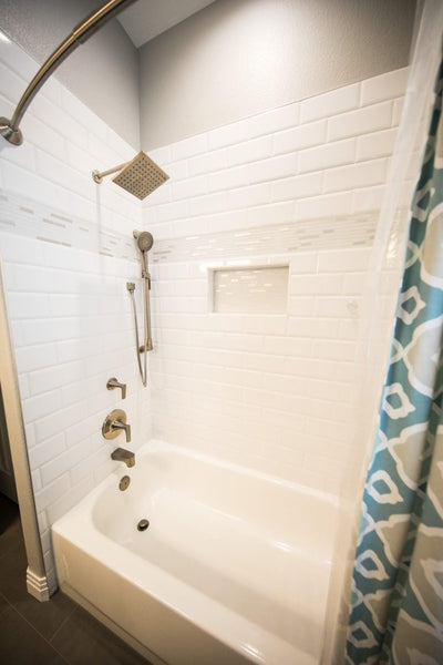 Pick These Doable and Worthwhile Bathroom-Remodel Ideas on a Budget
