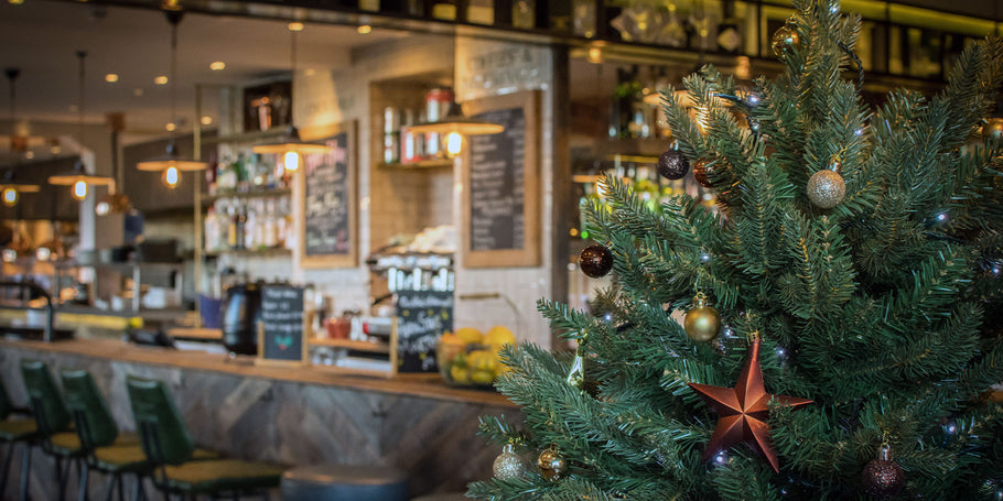 The VinePair Podcast: Why Christmas-Themed Bar Pop-Ups Rule December