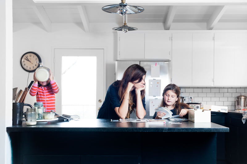 10 Screen-Free Activities To Try Now